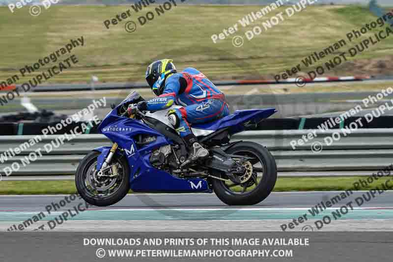 cadwell no limits trackday;cadwell park;cadwell park photographs;cadwell trackday photographs;enduro digital images;event digital images;eventdigitalimages;navarra;no limits trackdays;peter wileman photography;racing digital images;trackday digital images;trackday photos